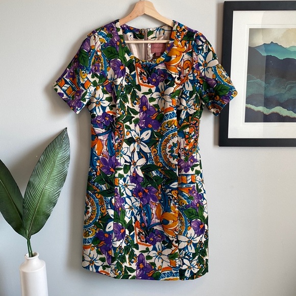 Retro Style Shift Dress - 60’s Vibes! - Picture 1 of 9